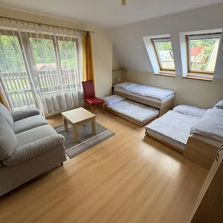 Habitación en casa particular Lutra Montana Relov