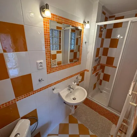 Lutra Montana Privat bolig *